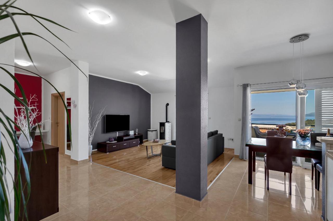 Stunning City View Apartment Makarska Exterior photo
