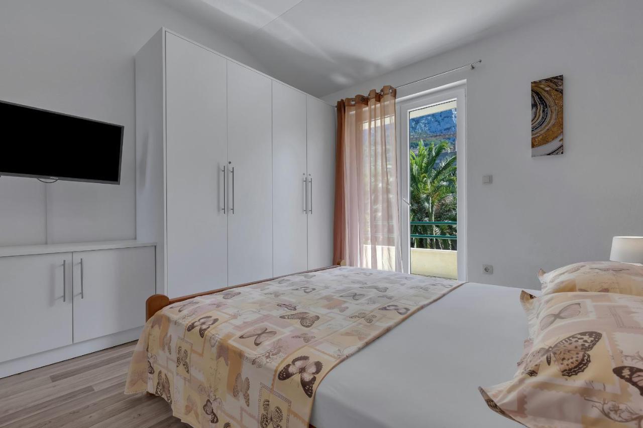 Stunning City View Apartment Makarska Exterior photo